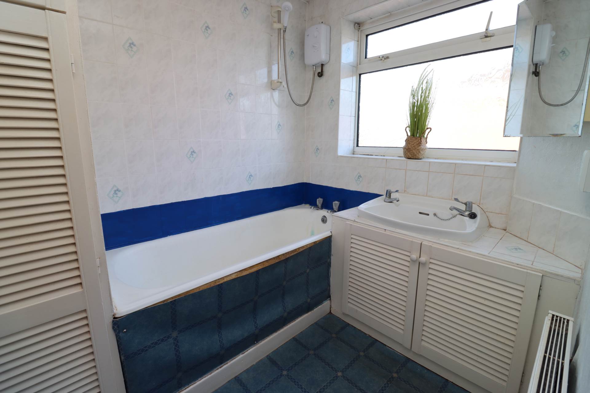 Dearnford Avenue, Eastham, Image 9