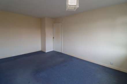 Dearnford Avenue, Eastham, Image 17
