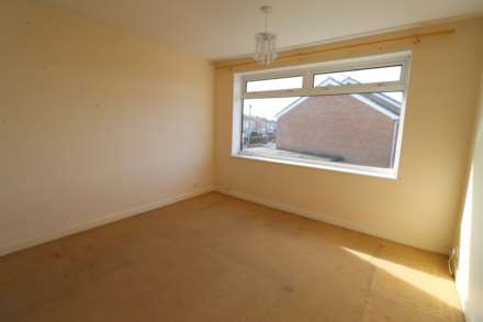 Dearnford Avenue, Eastham, Image 19