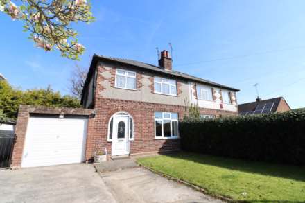Hadlow Lane, Neston, Image 1