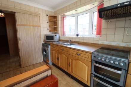Mill Park Drive, Eastham, Image 3