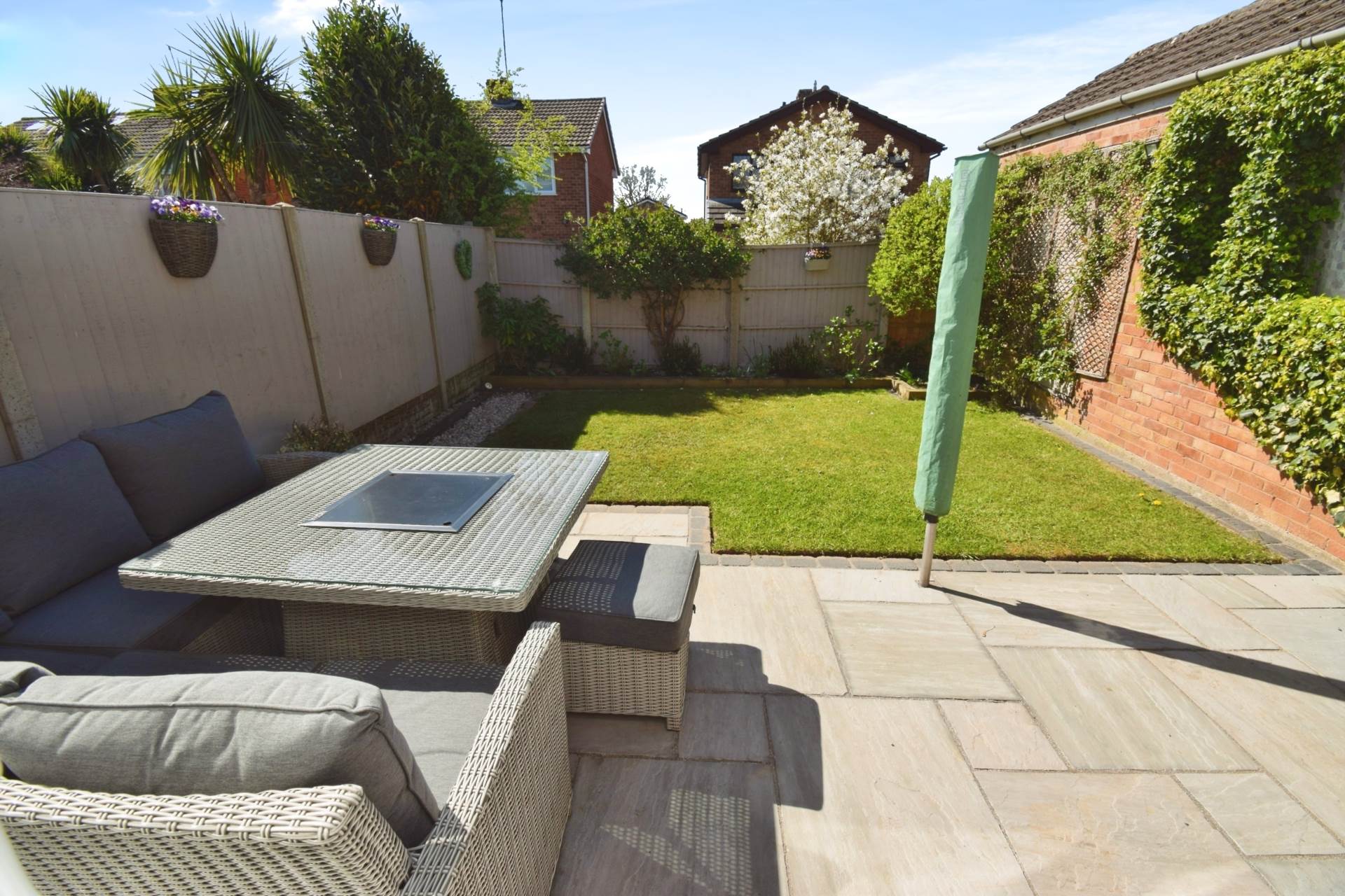 Edgewood Drive, Bromborough, Image 14