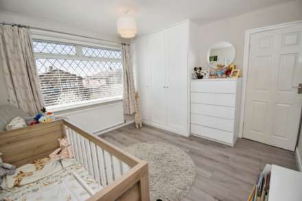 Edgewood Drive, Bromborough, Image 10