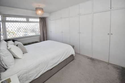 Edgewood Drive, Bromborough, Image 20