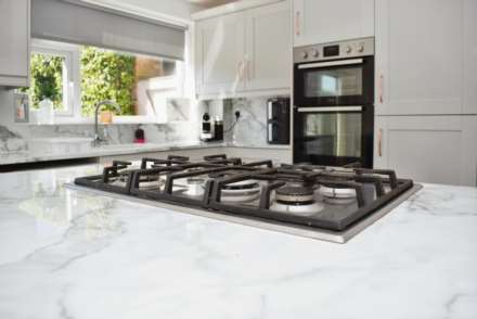 Edgewood Drive, Bromborough, Image 3