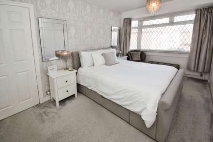 Edgewood Drive, Bromborough, Image 9