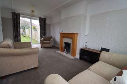 Thornleigh Avenue, Eastham, Image 4