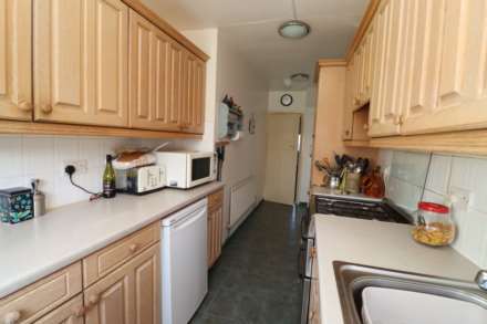 Bridle Road, Eastham, Image 16