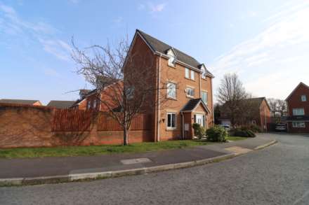 Broad Birches, Ellesmere Port, Image 18