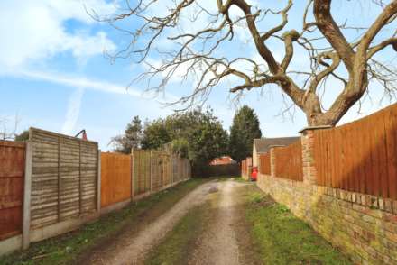 The Rake, Bromborough, Image 24