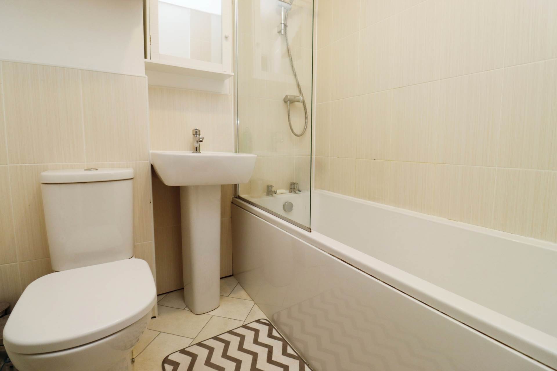 Pool Lane, Bromborough, Image 12