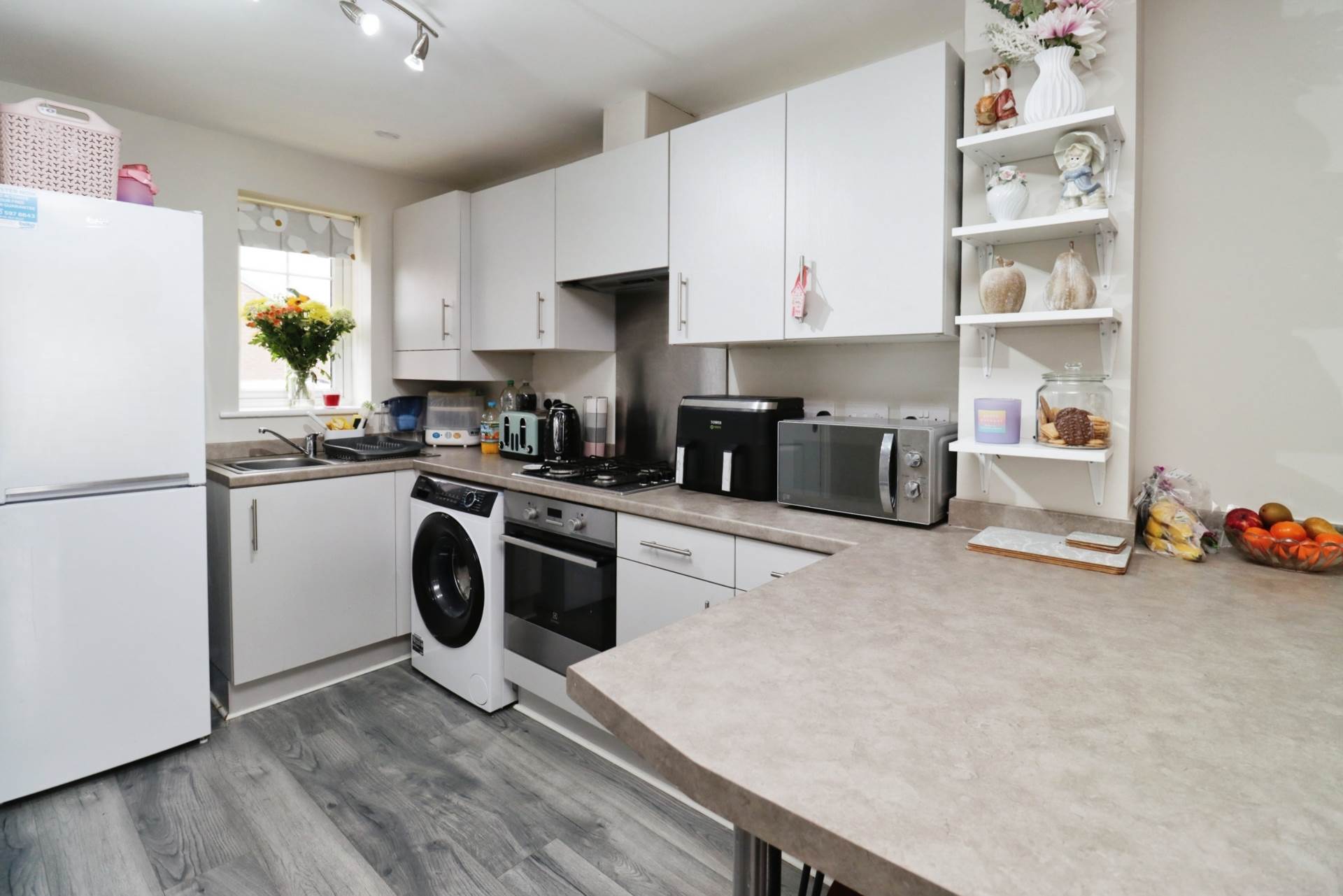 Pool Lane, Bromborough, Image 2