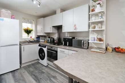 Pool Lane, Bromborough, Image 2
