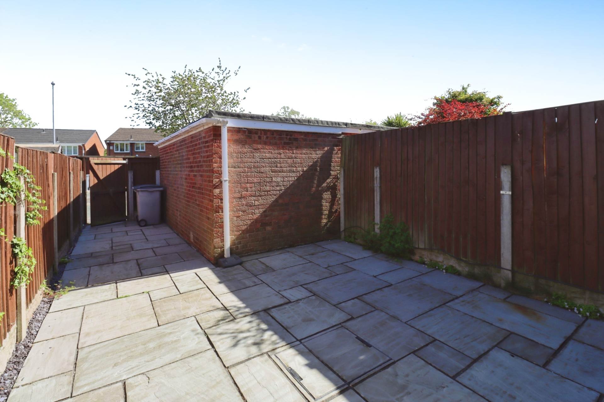 Langley Close, Spital, Image 18