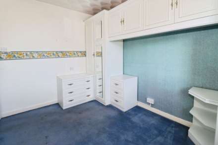 Langley Close, Spital, Image 15