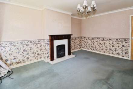 Langley Close, Spital, Image 6