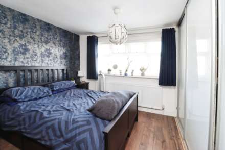 Howells Avenue, Great Sutton, Image 11