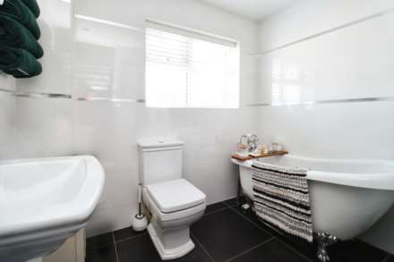 Howells Avenue, Great Sutton, Image 13