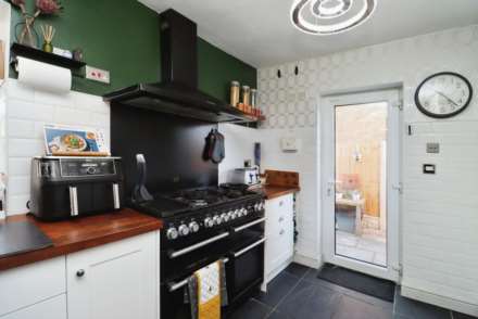 Howells Avenue, Great Sutton, Image 17