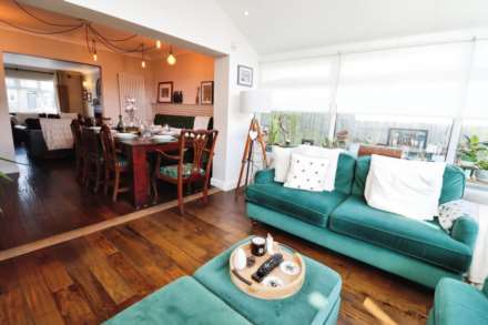 Howells Avenue, Great Sutton, Image 23