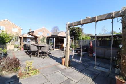 Howells Avenue, Great Sutton, Image 30