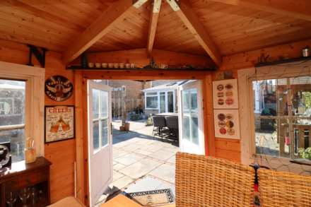Howells Avenue, Great Sutton, Image 33
