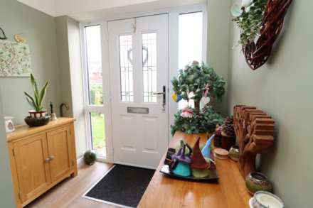 Ferry Road, Eastham, Image 17