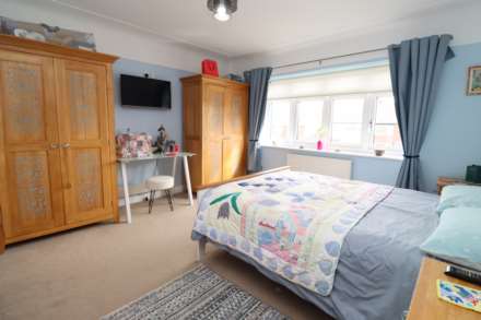Ferry Road, Eastham, Image 28