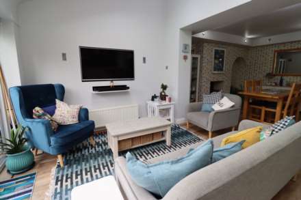 Ferry Road, Eastham, Image 5