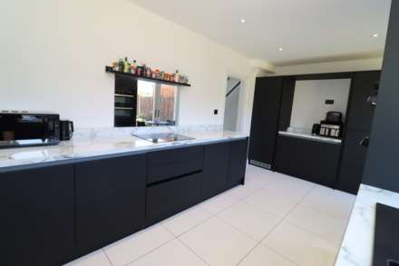 Eskdale Avenue, Eastham, Image 27