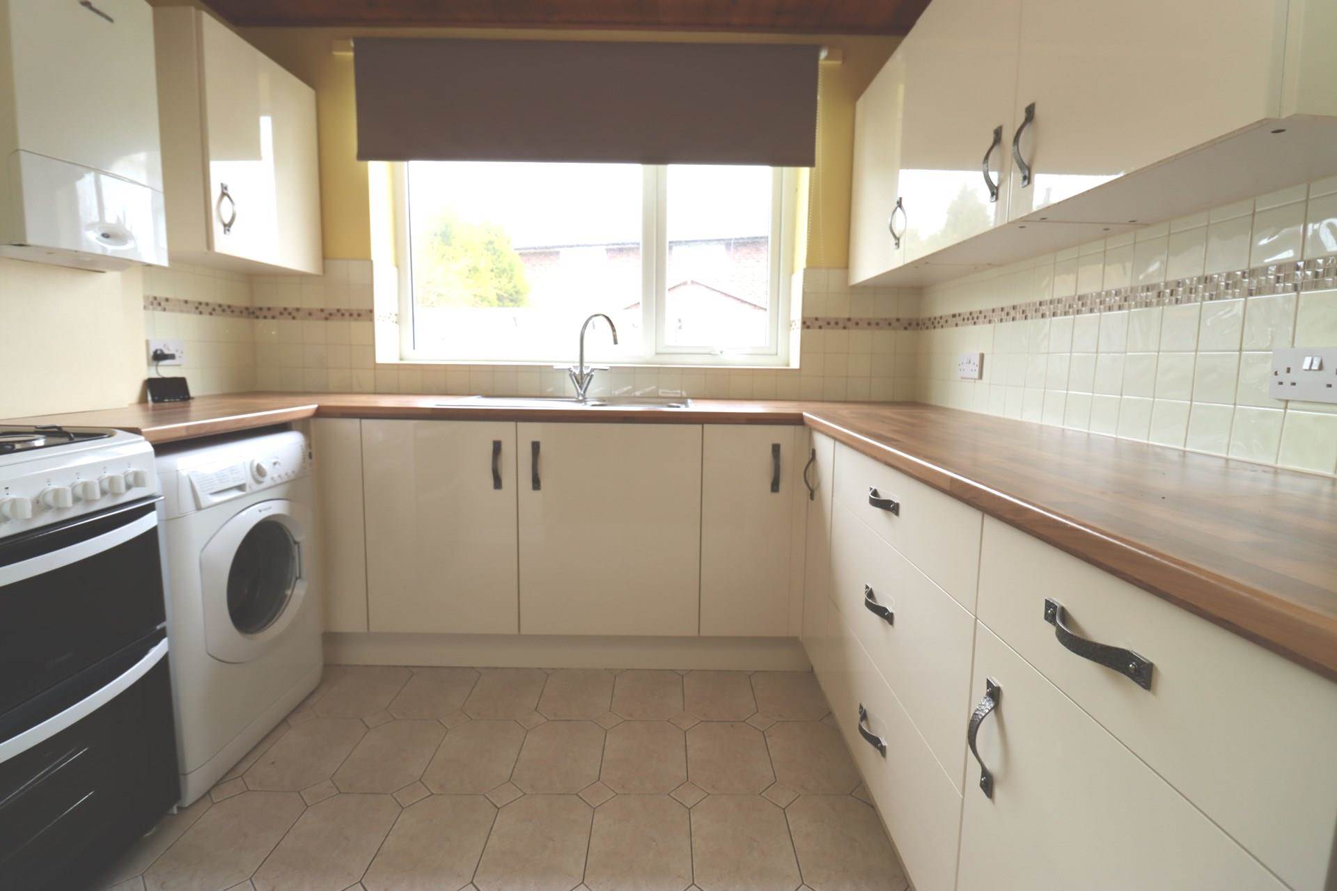 Lowfields Close, Eastham, Image 8