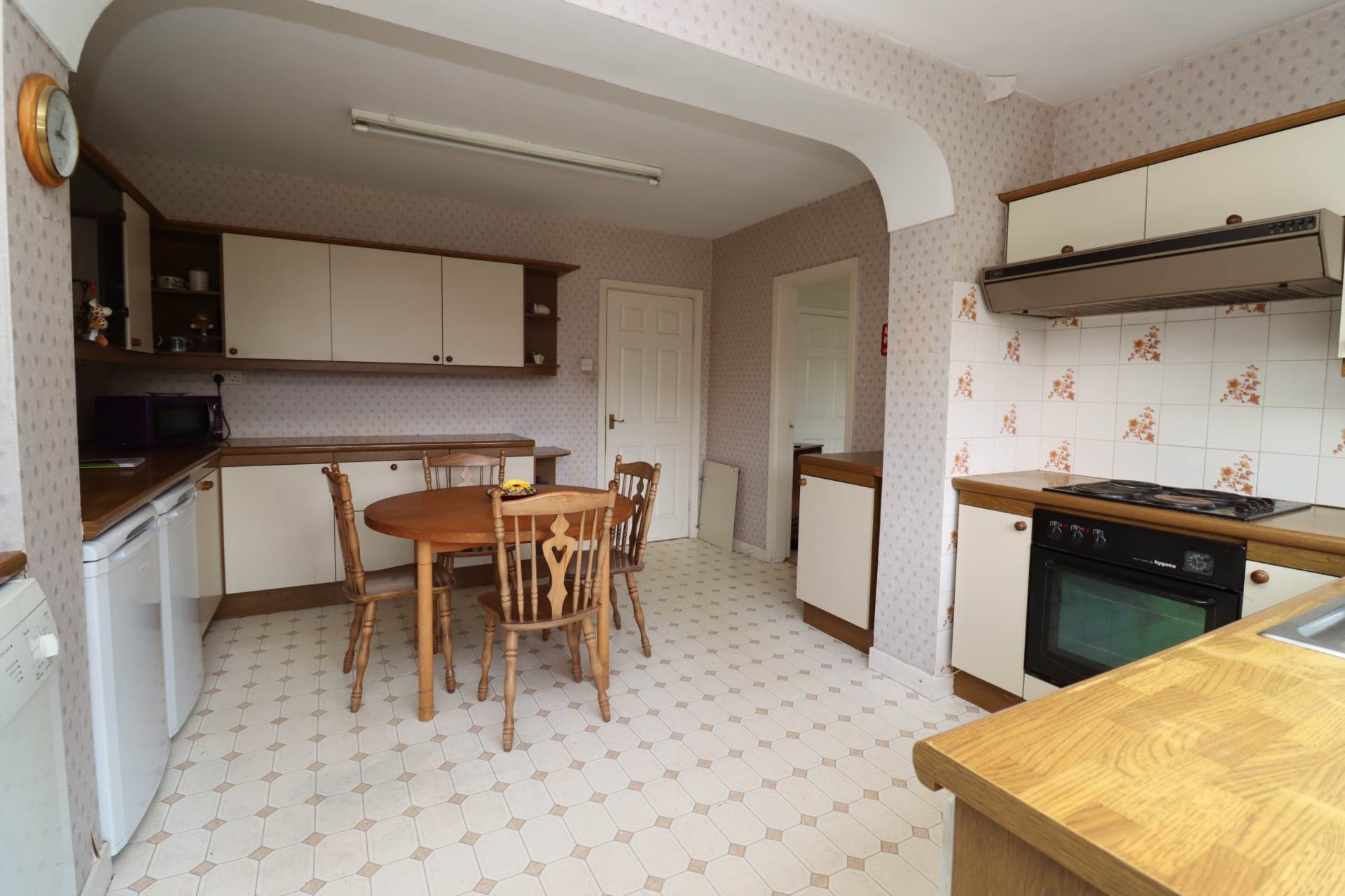 Plymyard Avenue, Bromborough, Image 5