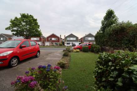 Plymyard Avenue, Bromborough, Image 14