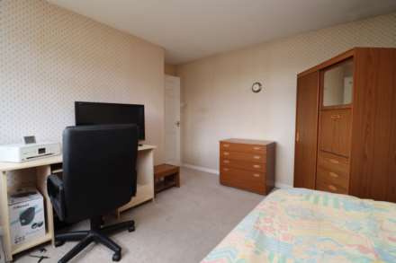 Plymyard Avenue, Bromborough, Image 18