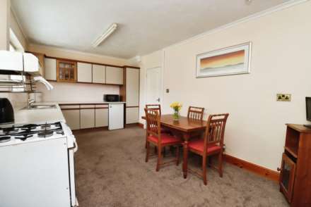 Delamere Close, Eastham, Image 6