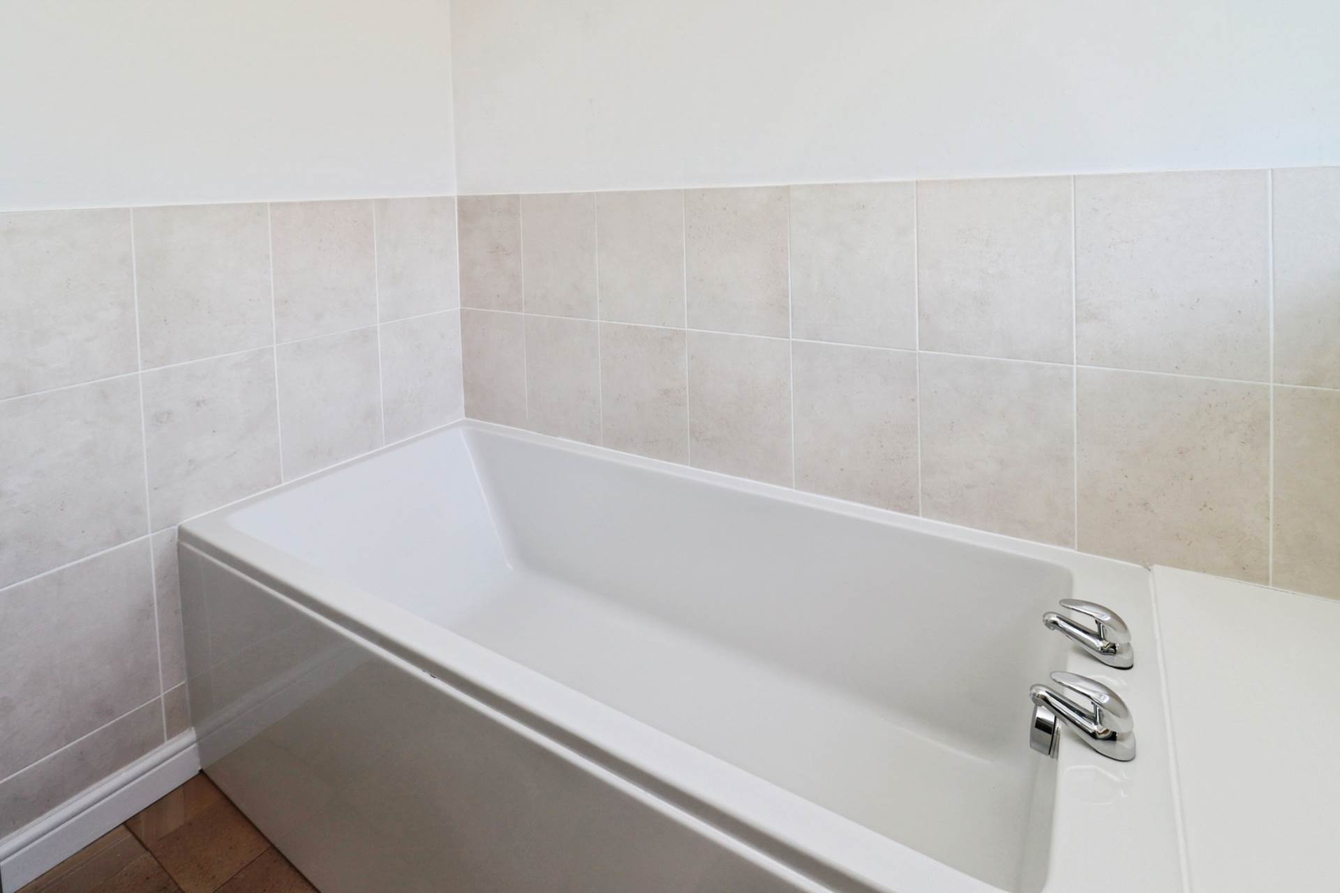 Helsby Avenue, Eastham, Image 12