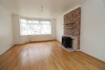 Bettisfield Avenue, Bromborough, Image 11