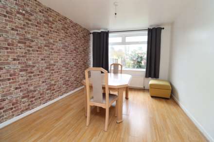 Bettisfield Avenue, Bromborough, Image 21