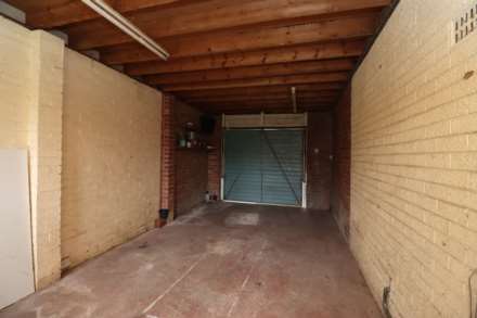 Bettisfield Avenue, Bromborough, Image 29