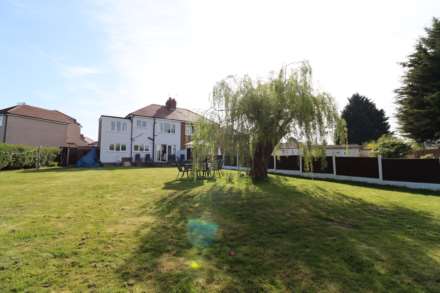 Craigleigh Grove, Eastham, Image 2