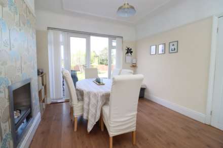 Craigleigh Grove, Eastham, Image 6
