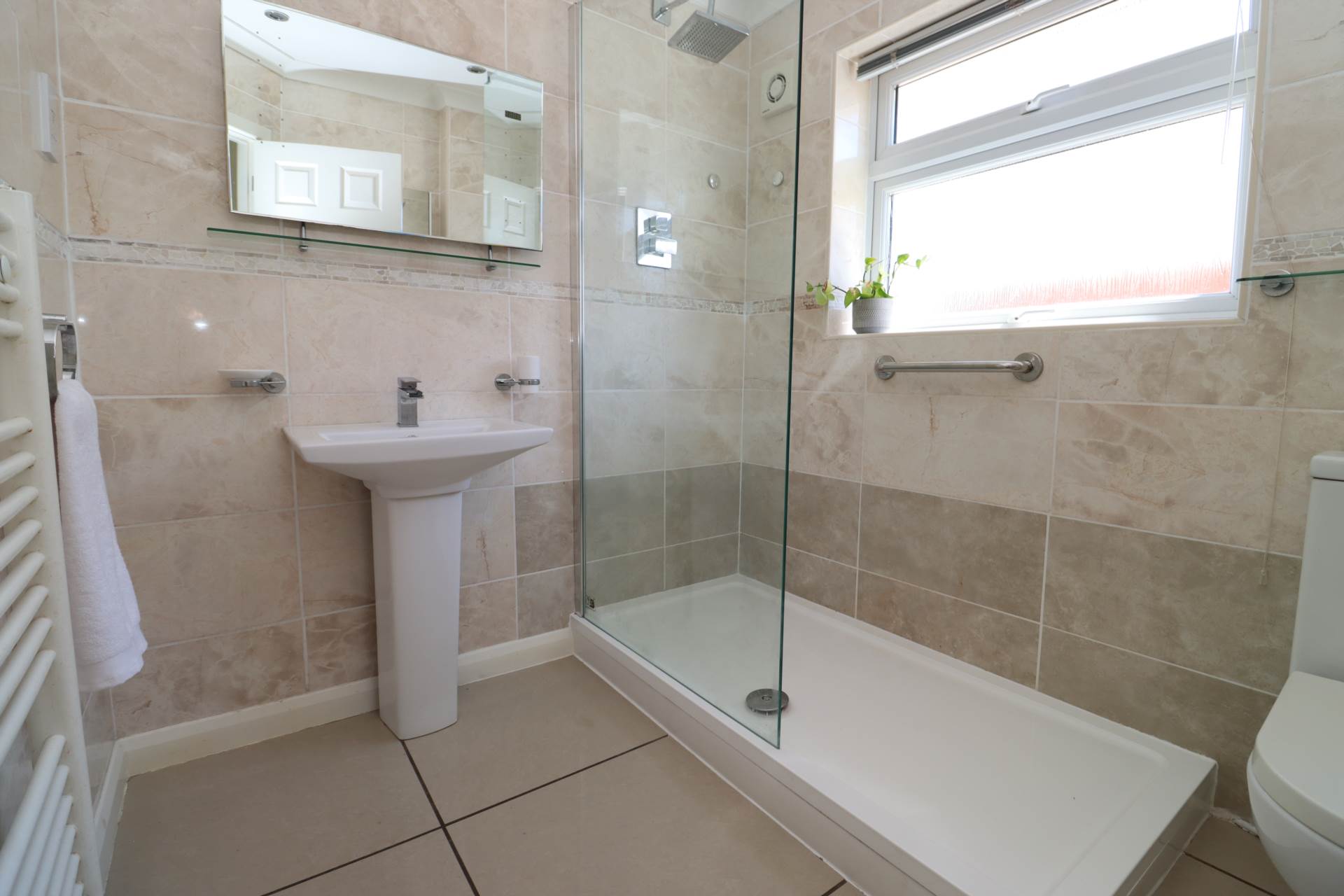 Sunningdale Drive, Bromborough, Image 12