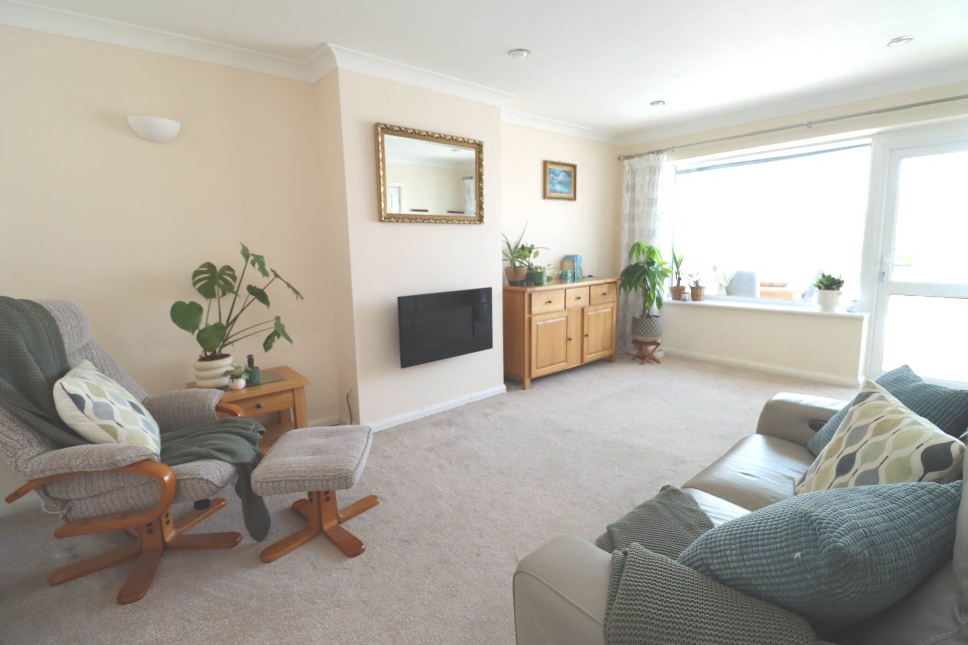 Sunningdale Drive, Bromborough, Image 3