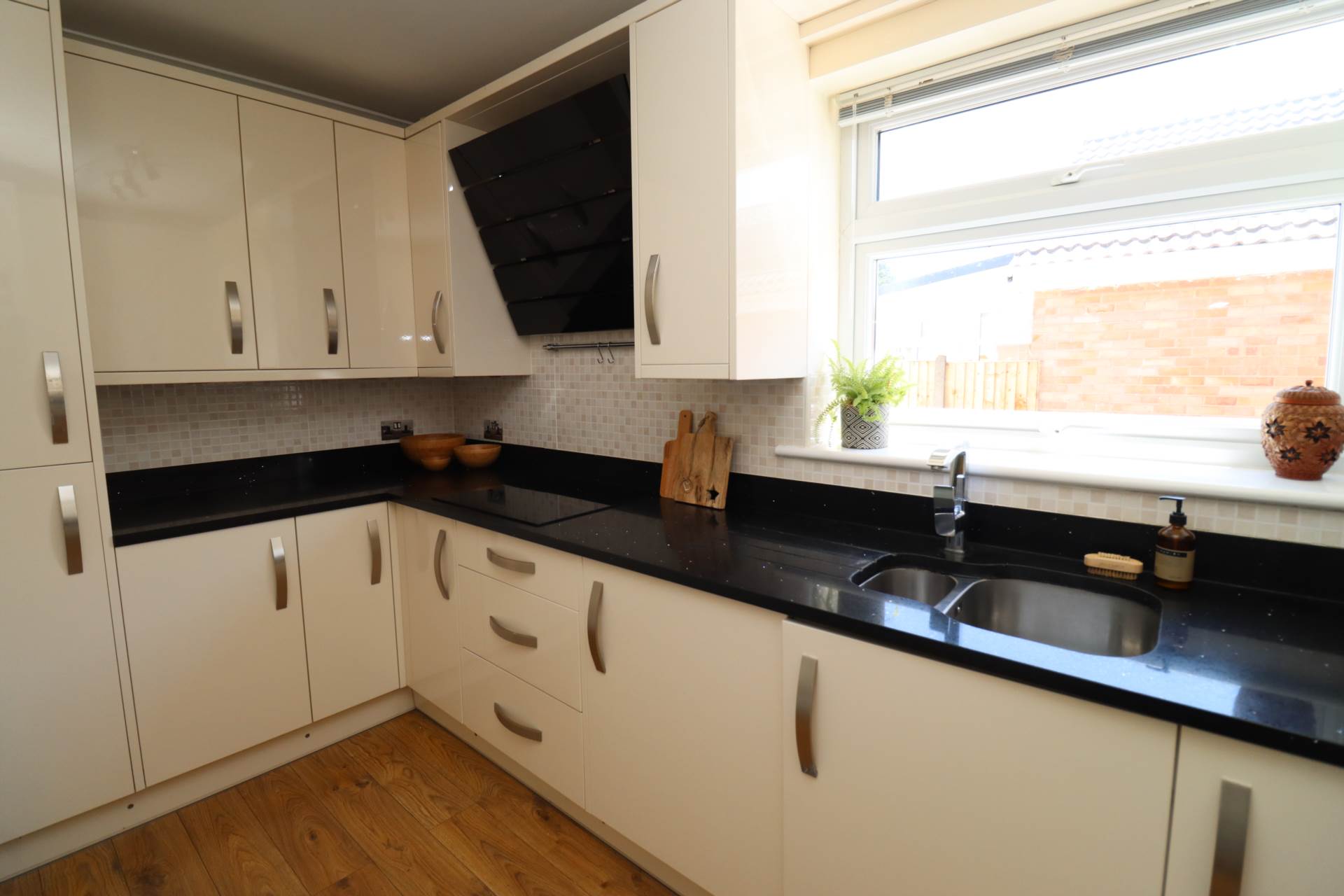 Sunningdale Drive, Bromborough, Image 6