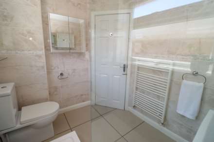 Sunningdale Drive, Bromborough, Image 11