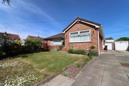 Sunningdale Drive, Bromborough, Image 22