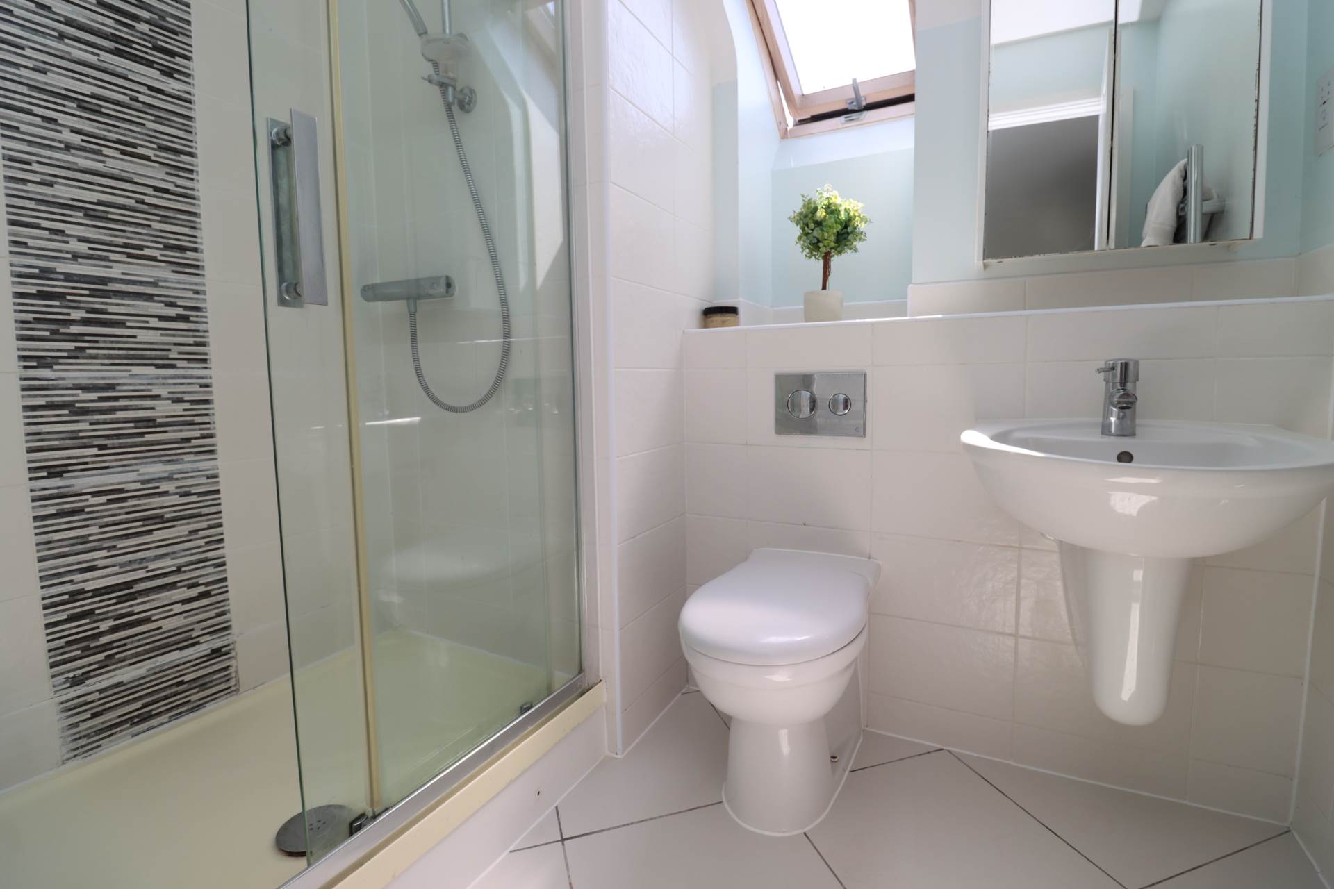 Wyndham Close, Eastham, Image 16