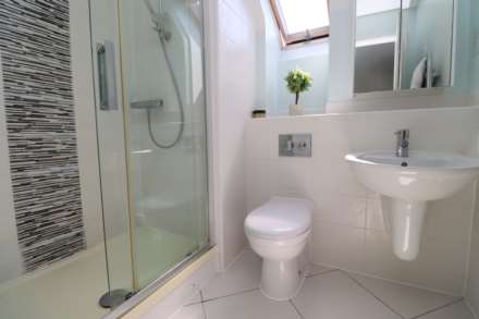 Wyndham Close, Eastham, Image 16