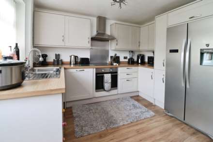 Brookhurst Avenue, Bromborough, Image 2
