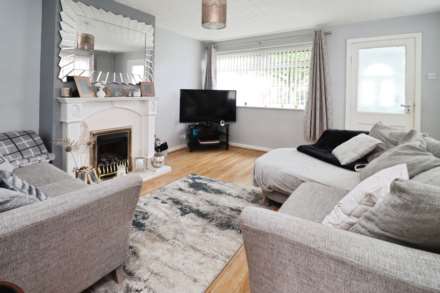 Brookhurst Avenue, Bromborough, Image 3